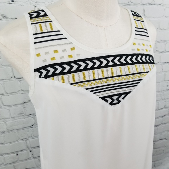 MY MICHELLE | sheer white & embroidered blouse - Picture 2 of 4